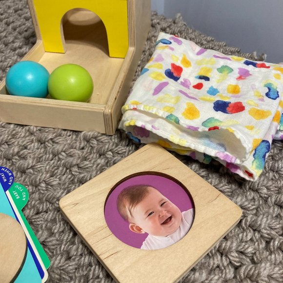 Lovevery Bundle - Partial Inspector Play Kit - Picture 8 of 9